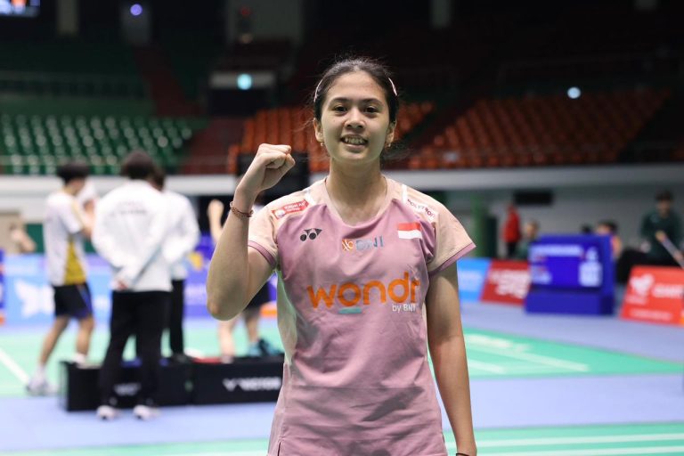 Nikadek Dhinda Amartya Pratiwi Hong Kong A Tale of Two Halves